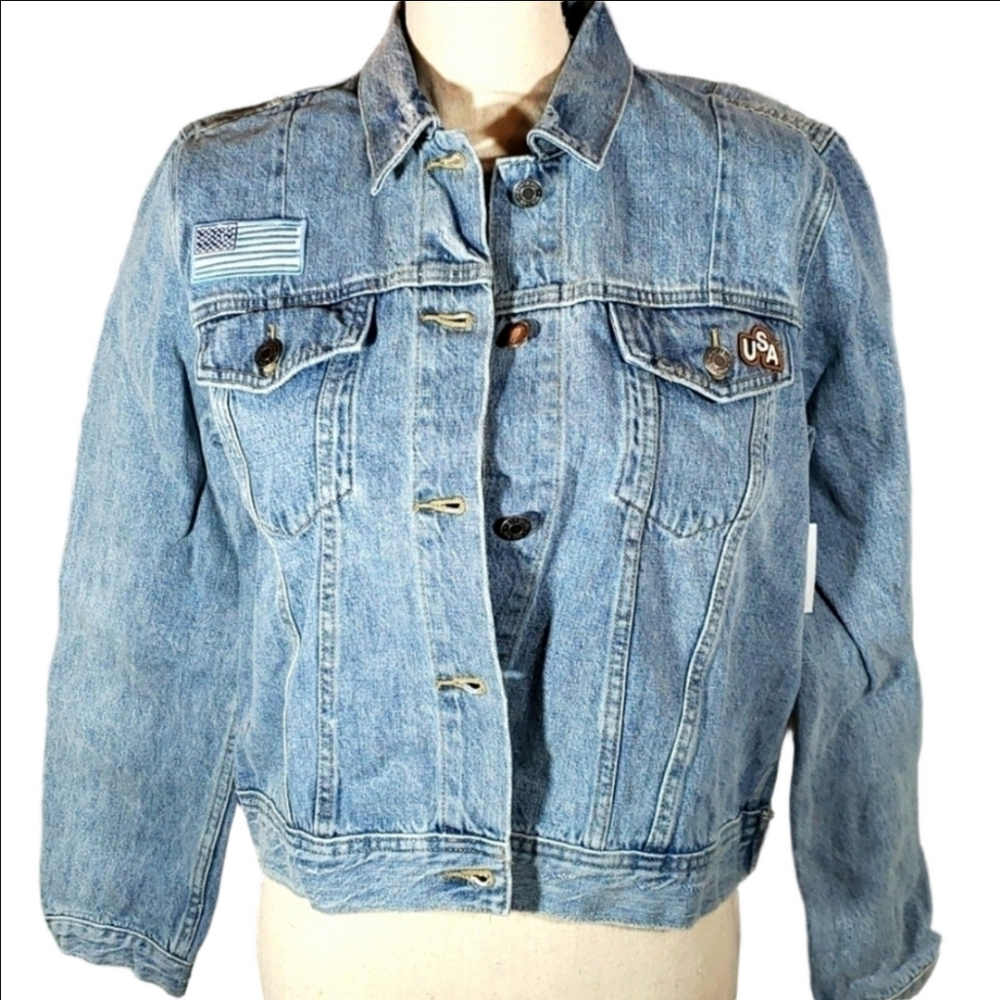 NWT gap jean jacket washed denim finish USA